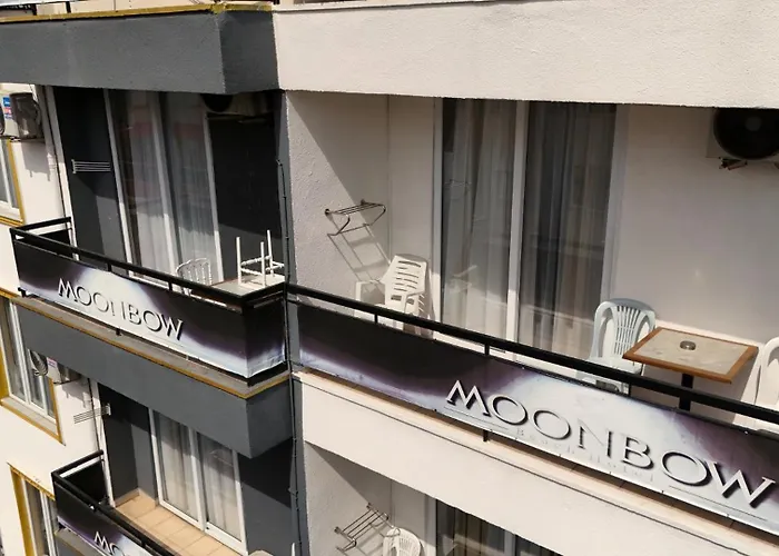 Hotel Moonbow
