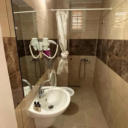 Moonbow 阿拉尼亚