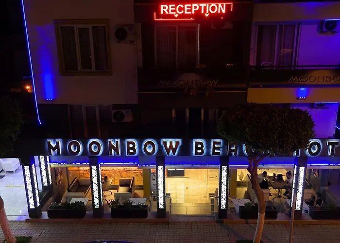 Moonbow Hotel 3*